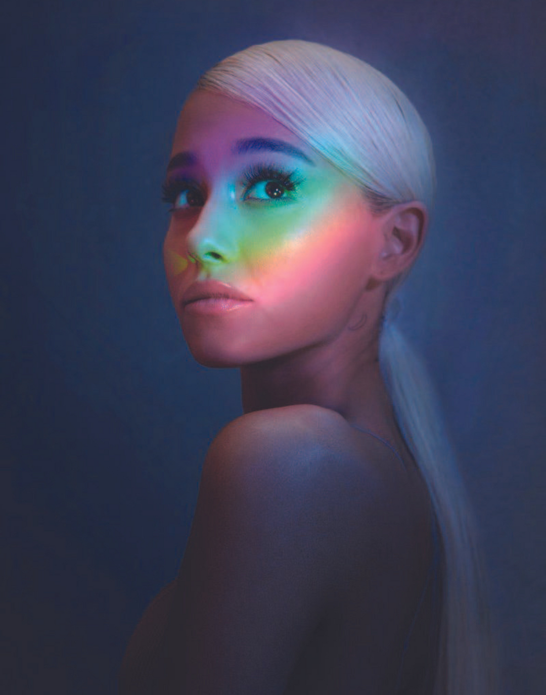 ARIANA GRANDE POSTER - PosterFi