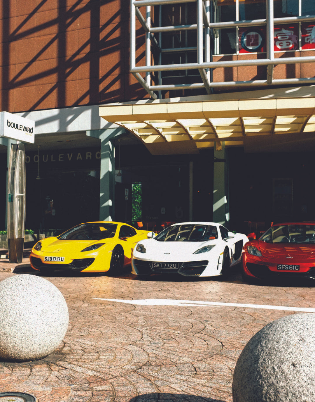CARS ON THE BOULEVARD POSTER - PosterFi
