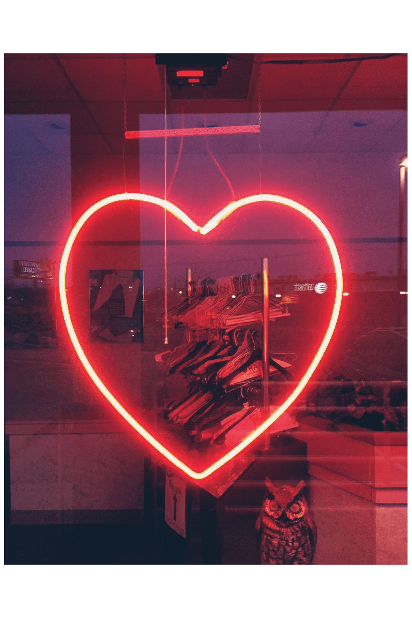 GLOWING HEART POSTER - PosterFi