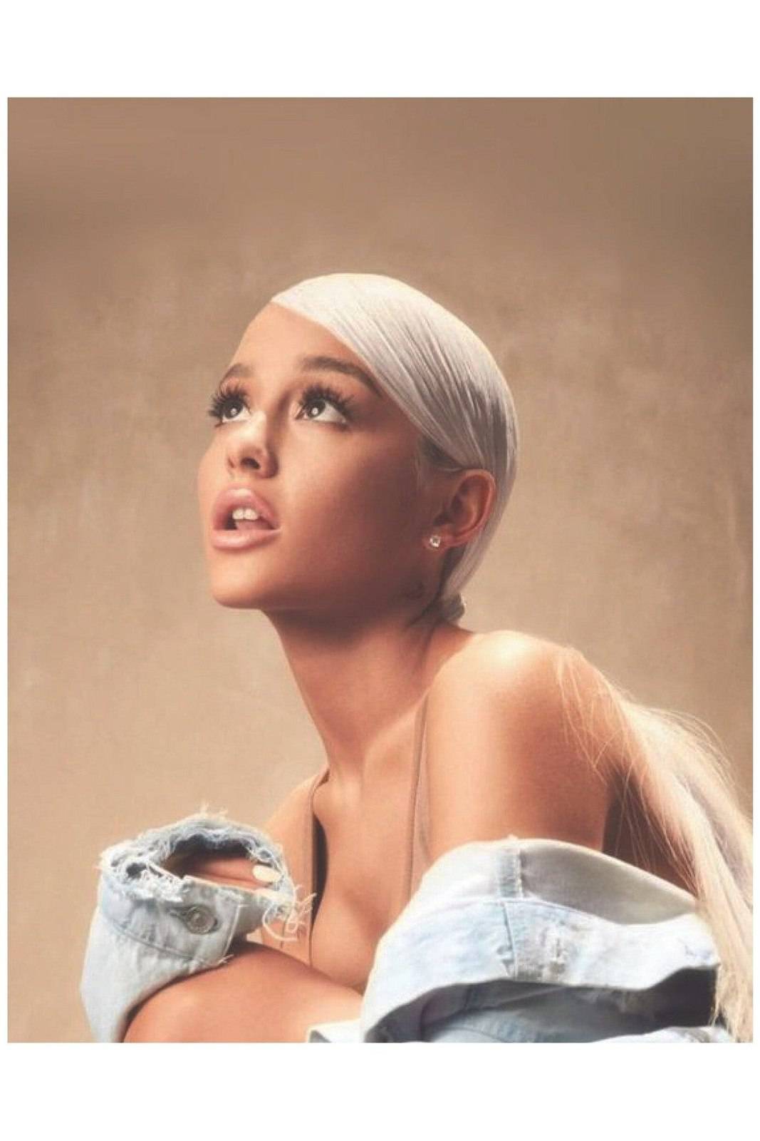 GRANDE POSTER - PosterFi