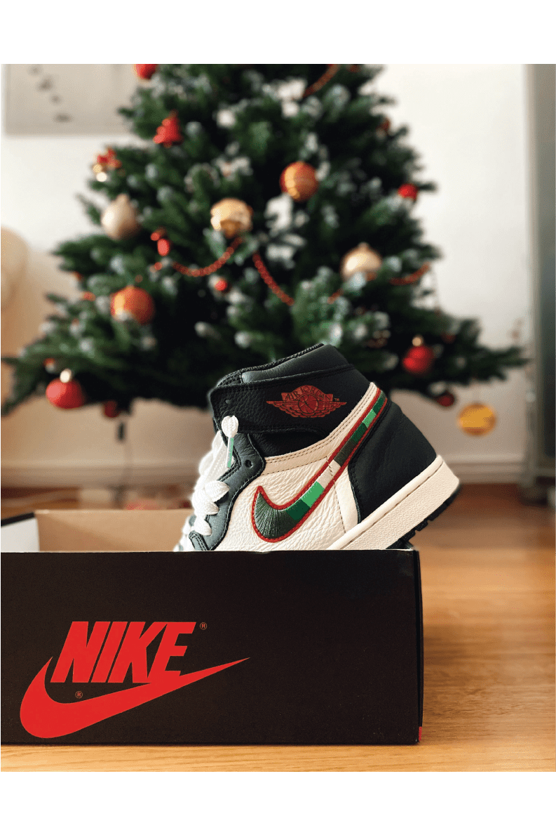 HYPEBEAST HOLIDAYS POSTER - PosterFi