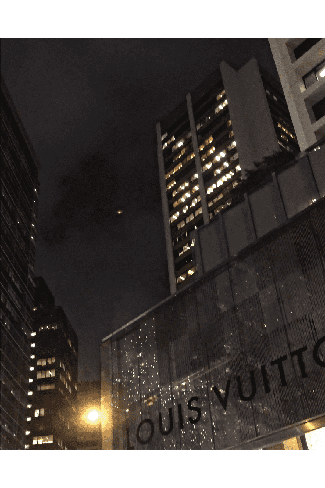 LV NYC POSTER - PosterFi