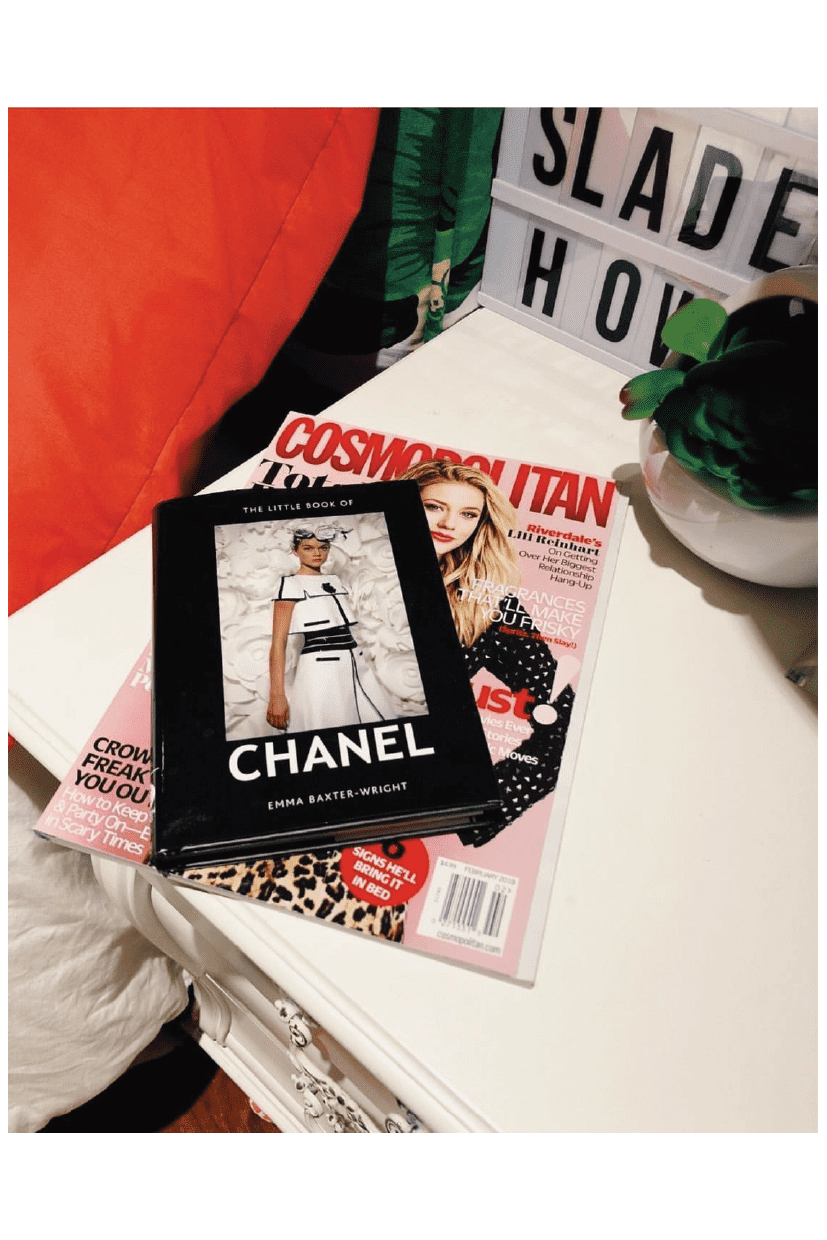 NIGHTSTAND POSTER - PosterFi