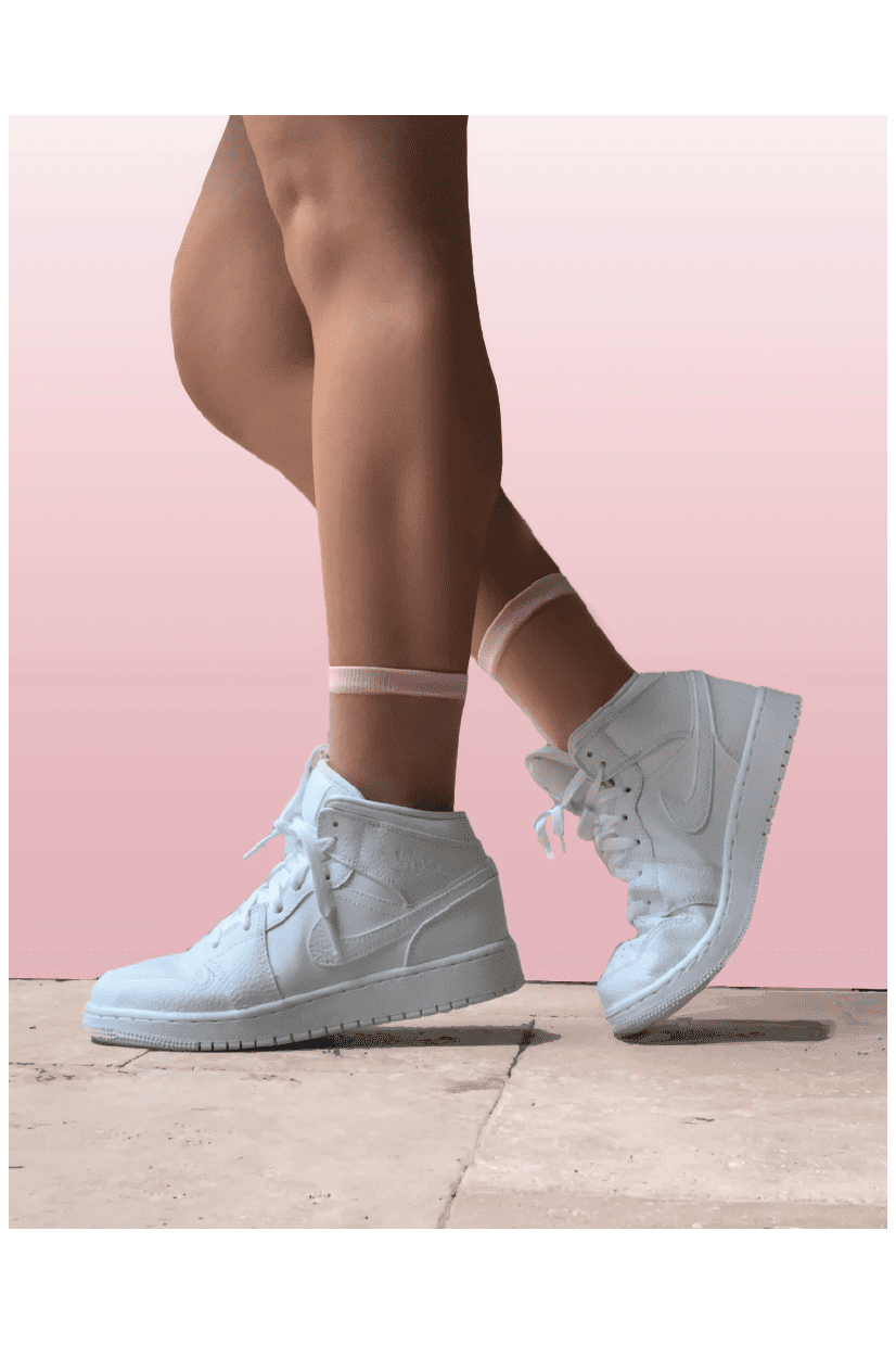 PINK FEET POSTER - PosterFi