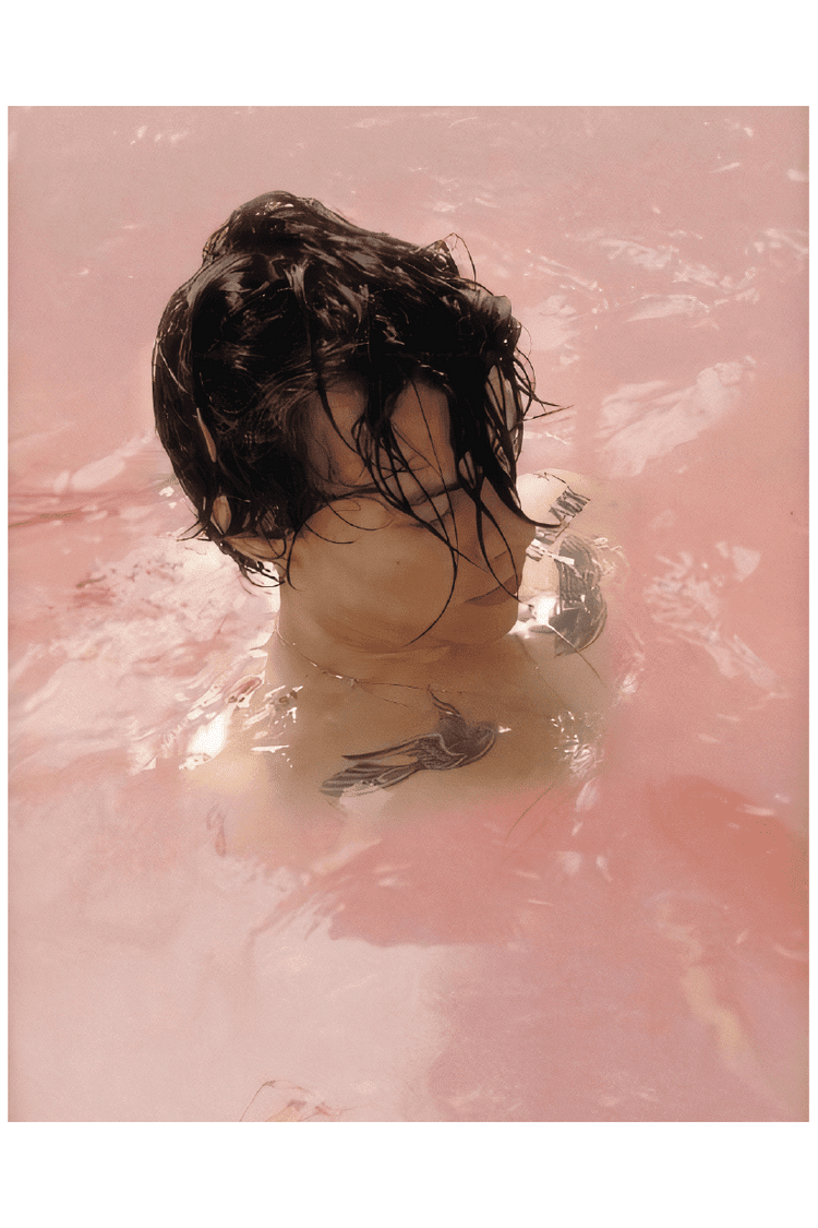 PINK BATH HARRY POSTER - PosterFi