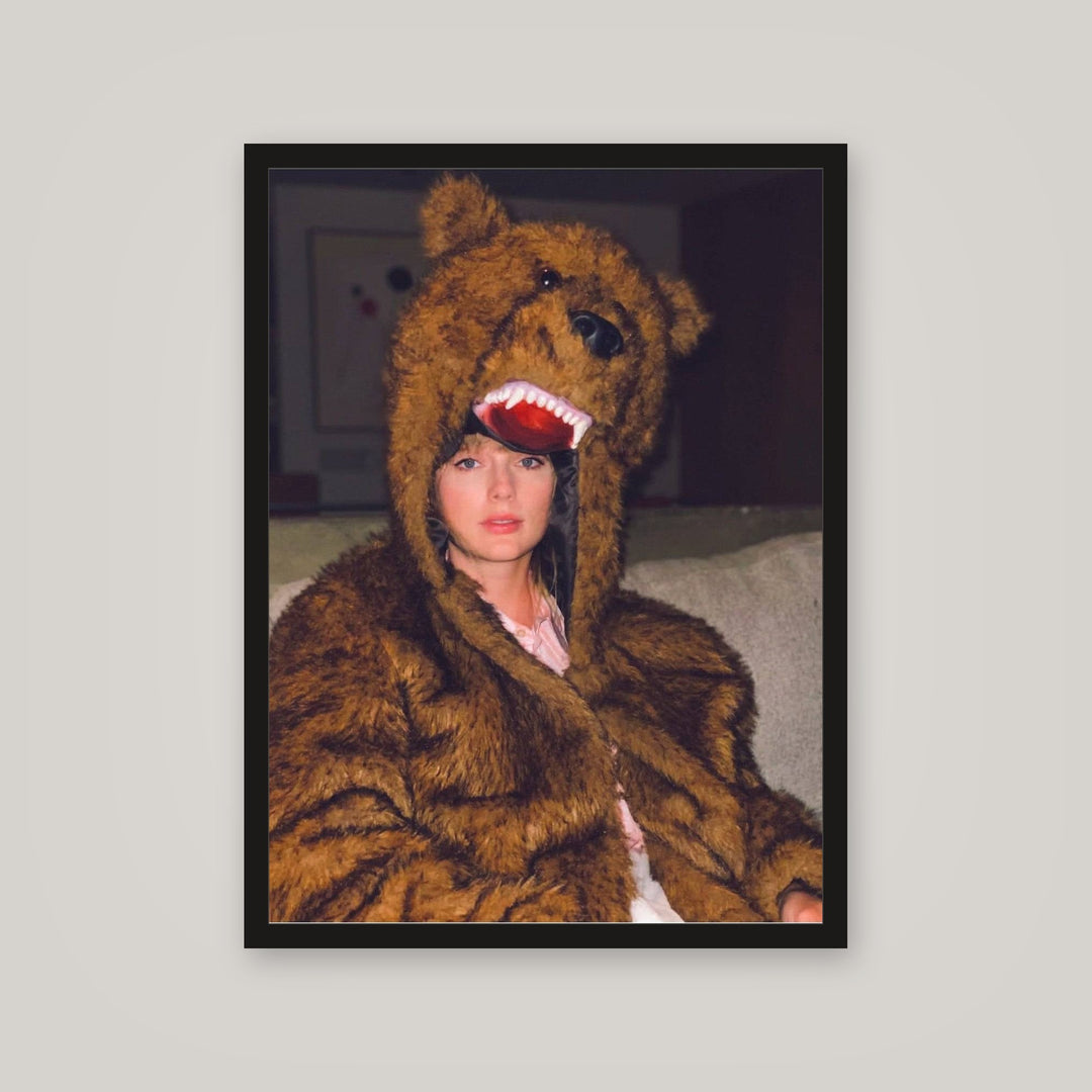 [auto-mockup] TAYLOR BEAR POSTER - 18 x 24 in
