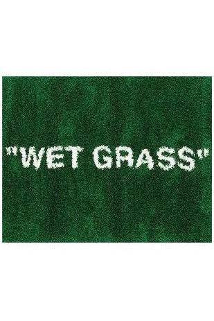 Wet grass clearance off white